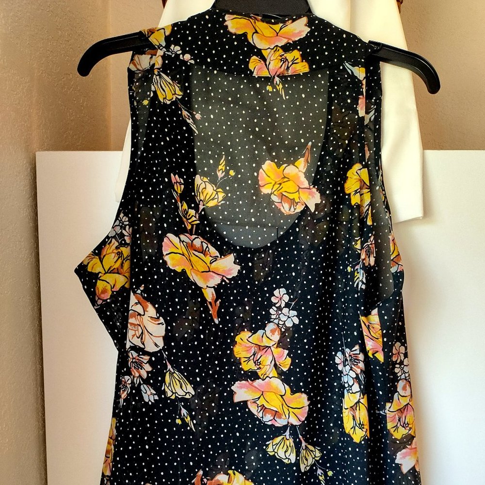 American Rag Top XXl Juniors or XL Womens
